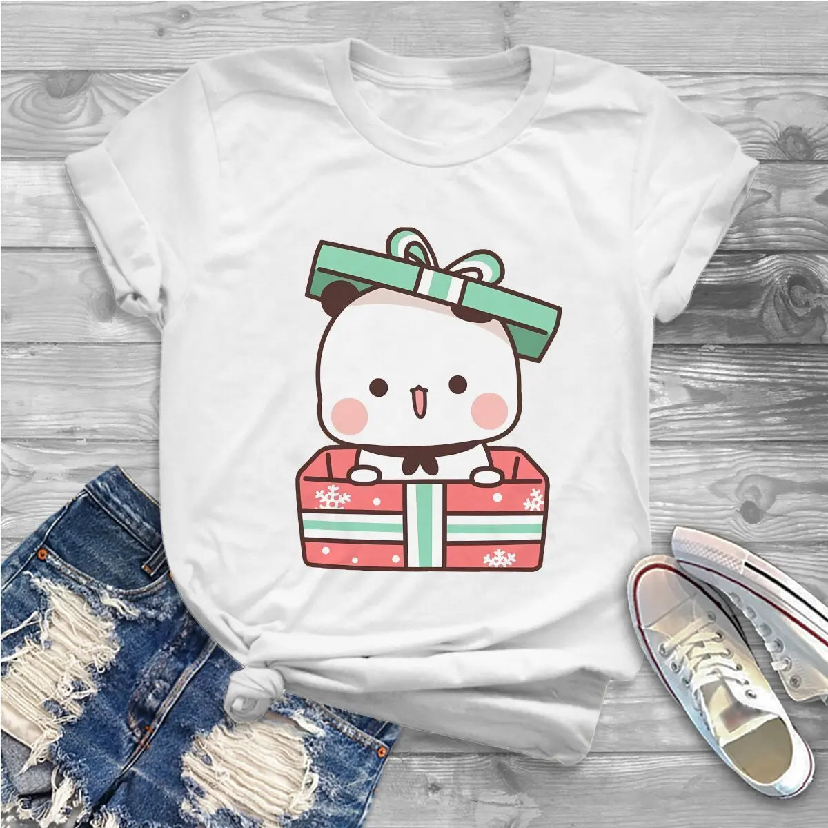 Christmas Gift Box TShirt For Women Milk and Mocha Bubu Dudu Y2k Tops Fashion Ladies Polyester T Shirt Basic Graphic