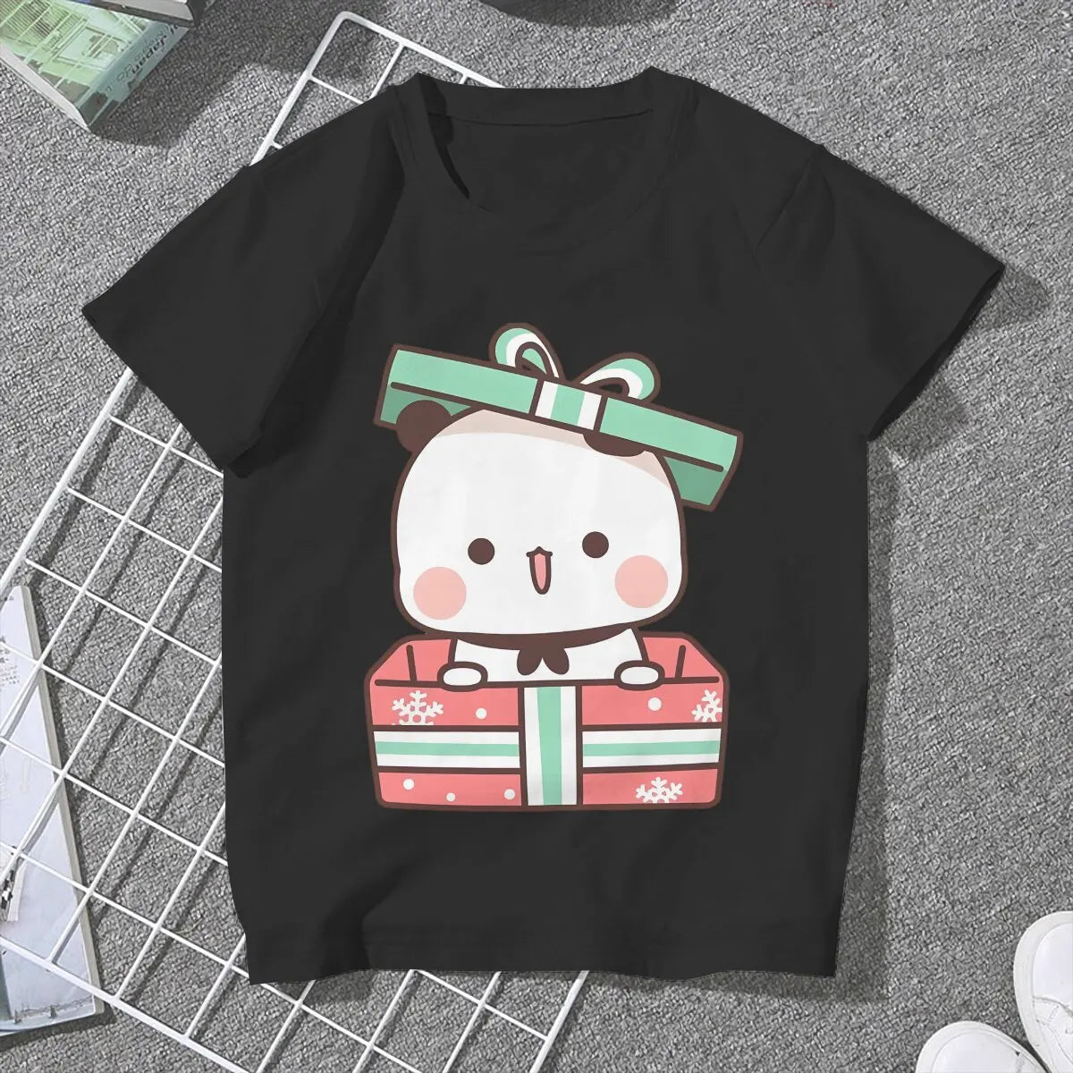 Christmas Gift Box TShirt For Women Milk and Mocha Bubu Dudu Y2k Tops Fashion Ladies Polyester T Shirt Basic Graphic